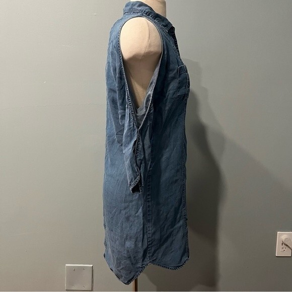 Guess Denim Chambray Cold Shoulder Button Front Dress Size Small - Picture 4 of 8